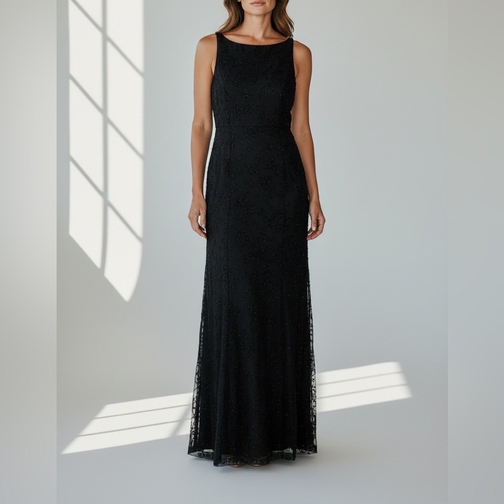 Alyn Paige Black embroidered mesh Maxi Dress size 7/8